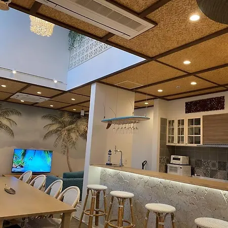 Hale Kotsubo Karaoke&Spa Zushi Exterior photo
